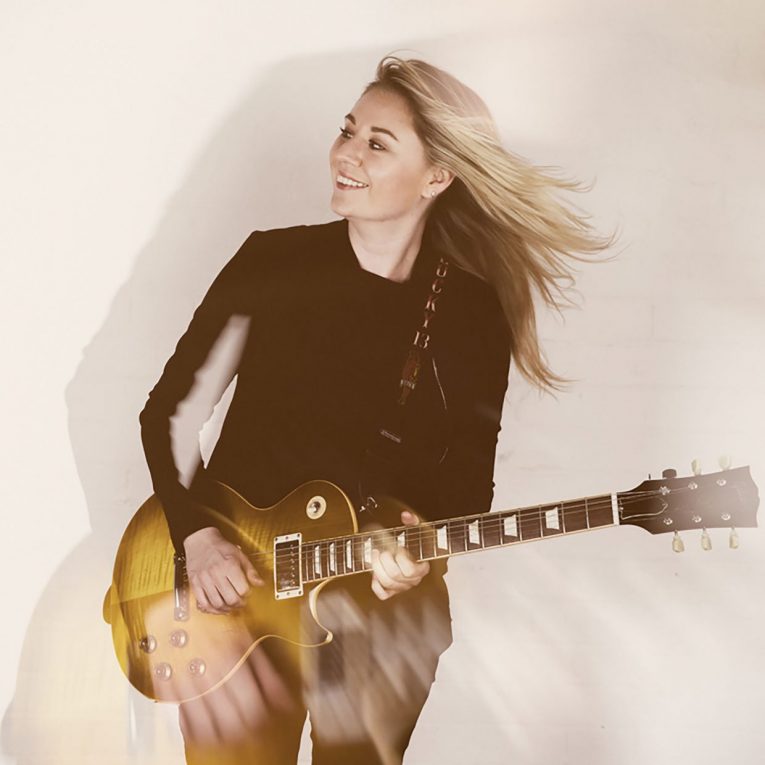 Joanne Shaw Taylor Releases ‘The Best Thing’ Video - ROCK AND BLUES MUSE