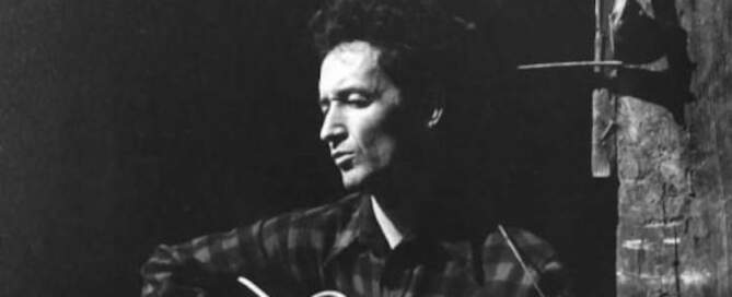 Woody Guthrie photo