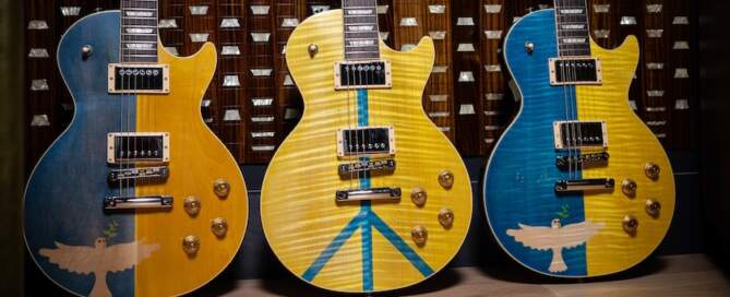 Gibson Guitars For Peace Les Paul Ukraine Relief photo