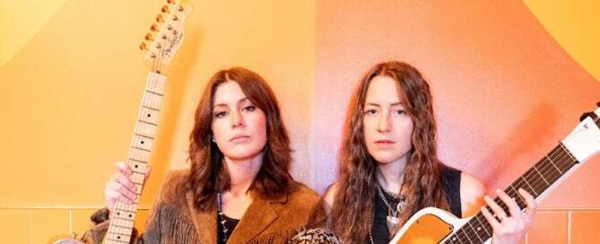 Larkin Poe photo