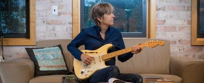 Eric Johnson photo