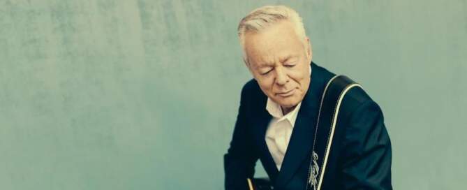 Tommy Emmanuel, photo, ‘White Freight Liner Blues’ Collab With Molly Tuttle