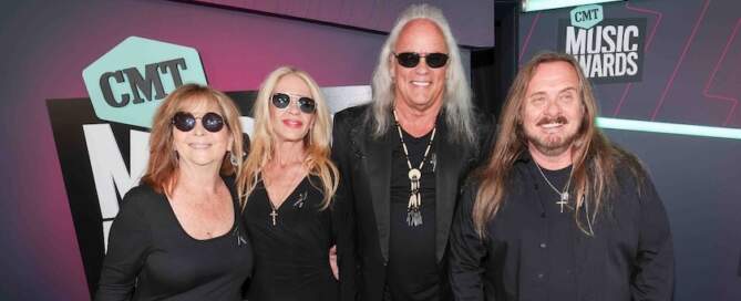 Lynyrd Skynyrd, photo, CMT Awards, Rossington