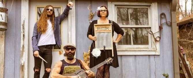 Reverend Peyton's Big Damn Band, photo, New Album 'Honeysuckle'