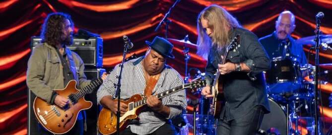 Reading Blues Festival, photo, Larry McCray and Devon Allman
